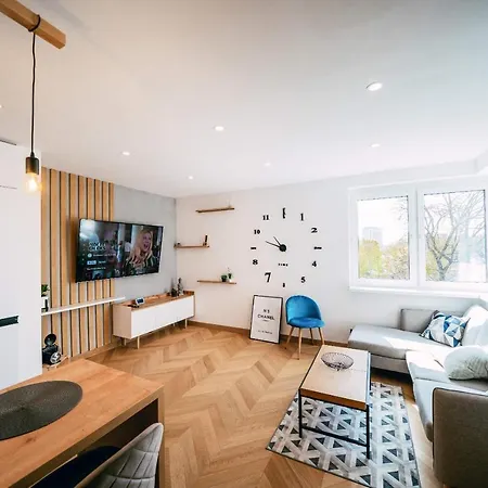 Luxury With City Views In Old Town